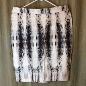 Kenar White and Black patterned Skirt